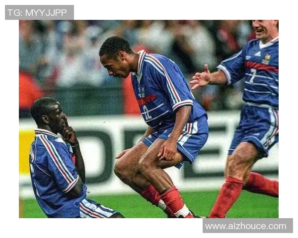 从巅峰到谷底足球明星背后的悲惨人生故事揭秘