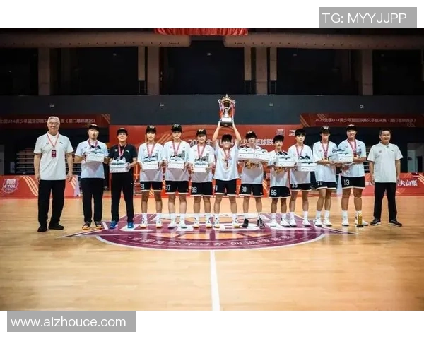 重庆篮球队在全国耐力排行榜中荣登第八名展现出强大实力与团队精神 重庆篮球队在全国耐力排行榜中荣登第八名展现出强大实力与团队精神